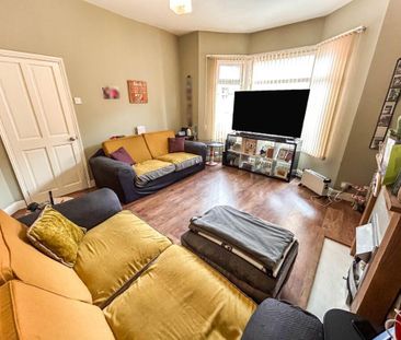 4 bedroom terraced house to rent - Photo 2