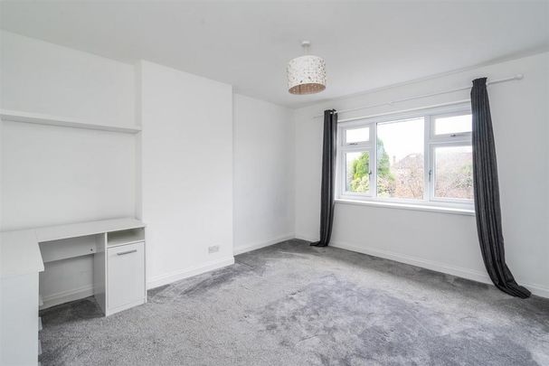 5 bedroom semi-detached house to rent - Photo 1