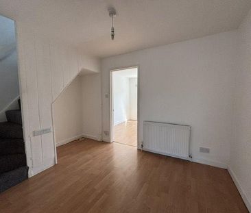 2 bedroom semi-detached house to rent - Photo 1