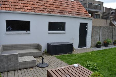 TE HUUR: gelijkvloers appartement met 2 slaapkamers en tuintje! - Foto 2