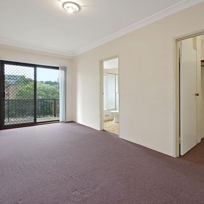 Conveniently Located 1 Bedroom Unit - Photo 1