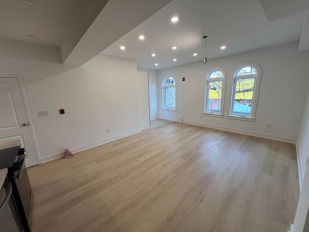 For Lease - 440 Parliament Street Unit# 2, Toronto, Ontario - Photo 2