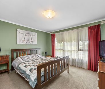 5 Huntington Street, Wendouree - Photo 6