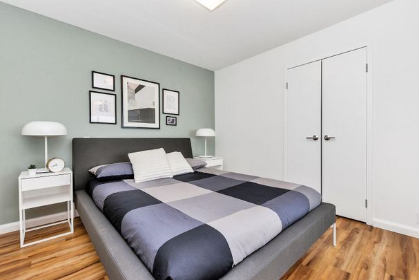 25 Woodridge Crescent, Bayshore - Belltown, Ottawa, ON - Photo 1