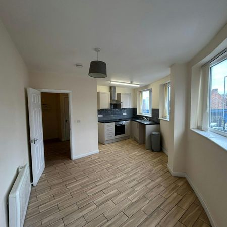 Apartment to rent on - Photo 3