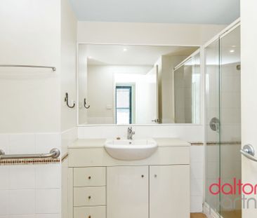 Two Bedroom Unit In Prime Location - Photo 3