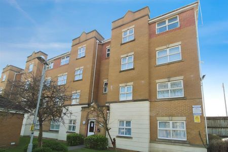 1 bedroom flat to rent - Photo 3