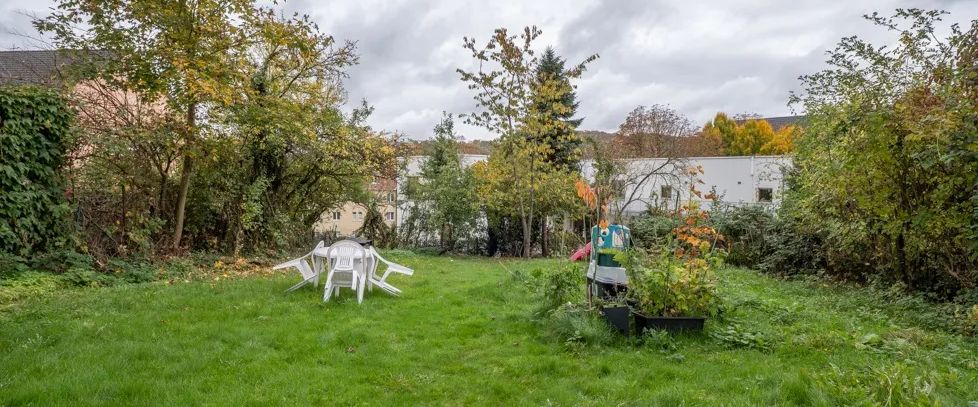 Ca. 51 m² große 2-Zimmer-Dachgeschosswohnung mit Tageslichtbad in Hagen-Eilpe - Foto 1