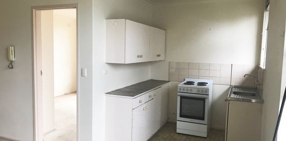 12/41 Carroll Crescent, Glen Iris VIC 3146 - Apartment For Rent | Domain - Photo 2