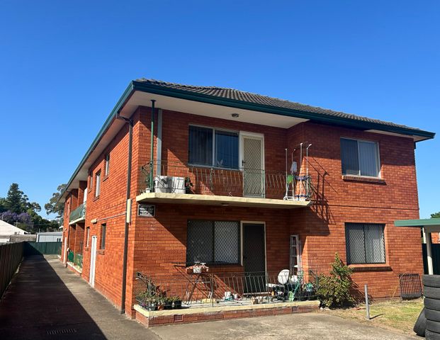 View Saturday at 10:10am - 10:25am - Photo 1