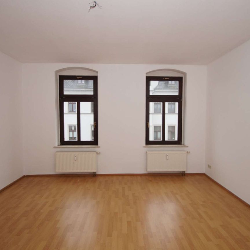 Helle 2-Zimmer-Wohnung mit Einbauküche sucht neuen Mieter! - Foto 1