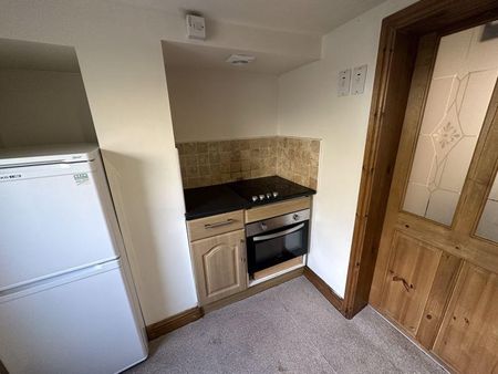 1 bedroom flat to rent - Photo 3