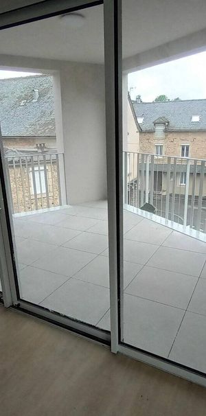 Location appartement 3 pièces 70 m² à Rignac (12390) - Photo 2