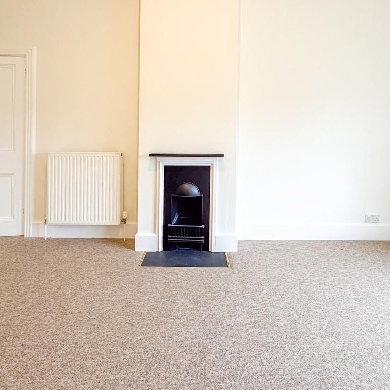 5 bedroom farm house to rent - Photo 1