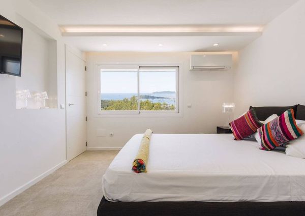 5 bedroom luxury Villa for rent in Ibiza, Spain