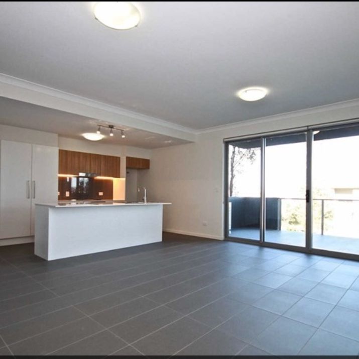 Modern 1 Bedroom Apartment 1 Bathroom for Rent - Prime Location in Kelvin Grove - Photo 1
