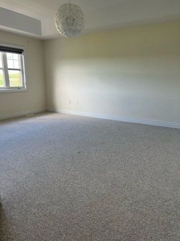 For Lease - 38 Brucefield Court, Whitchurch-Stouffville, Ontario - Photo 3