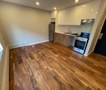 105 Rosemount Ave. — Bachelor - Photo 1