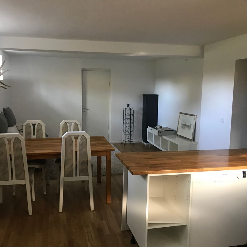 Klockarlötsvägen, Haninge - Foto 1