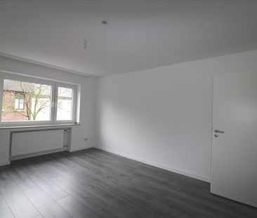 NEST FÜR SINGLES UND PAARE MIT GARTENNUTZUNG UND STELLPLATZ, 2-ZI-W... - Photo 1