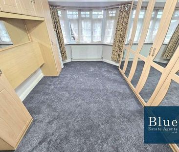 Clare Road, Staines-upon-thames, TW19 - Photo 2