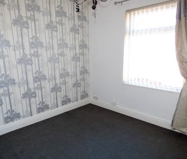 3 bed flat to rent in Red House Road, Hebburn, NE31 - Photo 5