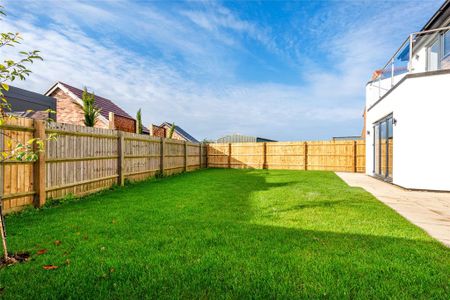 5 bedroom detached house to rent - Photo 4