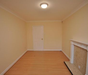 2 bedroom end of terrace house to rent - Photo 1