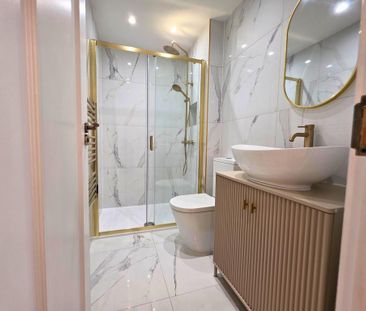 3 bedroom apartment to rent - Photo 3