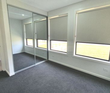 Stylish Family Home in a Fantastic Location - Photo 3