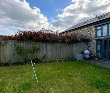 2 bedroom semi-detached house to rent - Photo 1