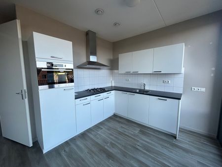 Appartement te huur: 't Dorp 59-T 5384 MB Heesch - Photo 2