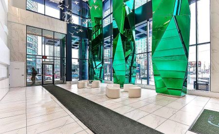 For Lease - 352 Front Street Unit# 2012, Toronto, Ontario - Photo 3