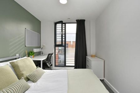 Student Apartment 4 bedroom, City Centre, Sheffield - Photo 2