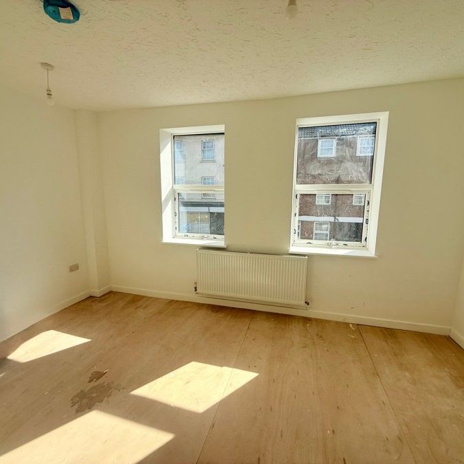 Wyndham Street, Yeovil, Somerset - Photo 1