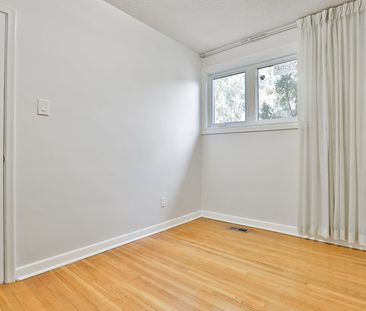 For Lease - 264 McConvey Drive, Richmond Hill, Ontario - Photo 5