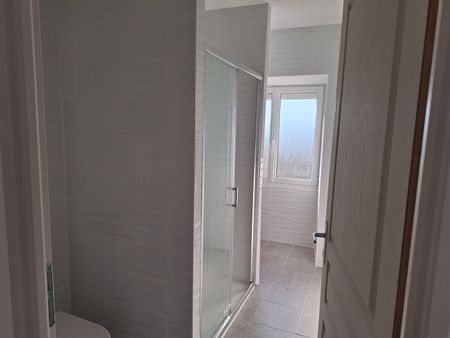 Location Appartement 2 pièces 34m² - Photo 4