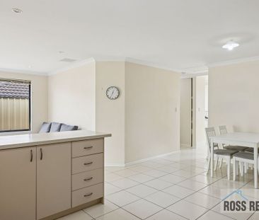 Spacious Family Home in Dianella - Photo 2