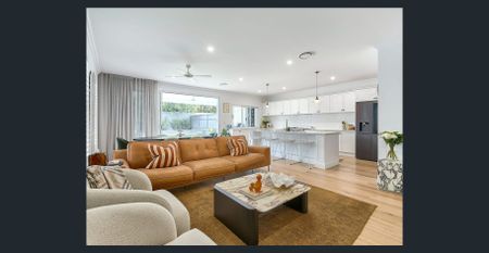 Luxury Family Living in the Heart of the Padua Precinct! - Photo 3