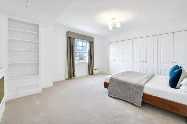 3 bedroom flat in 117-129 Park Street - Photo 1