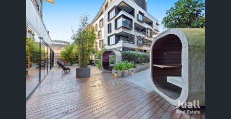 Fully Furnished Modern 2 Bedroom Apartment - Photo 4