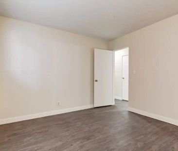 - 2 Bedroom at Hawkwood - Photo 6