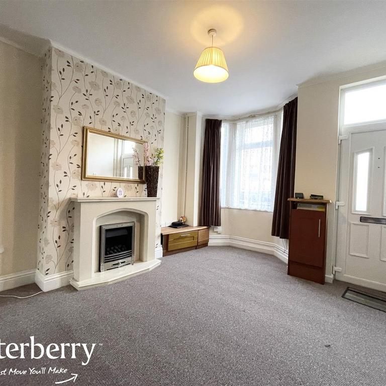 2 bedroom terraced house to rent - Photo 1