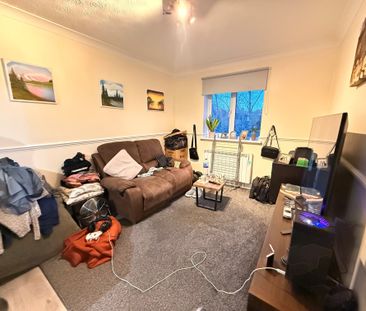 Markwell Wood, Harlow - Photo 1