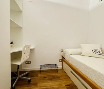 2-bedroom apartment for rent in El Botánic, bills included - Photo 4