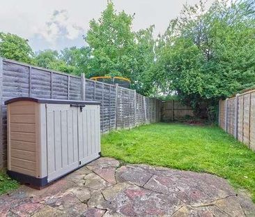 Two Mile Ash - Bedroom House With Garden, MK8 - Photo 6