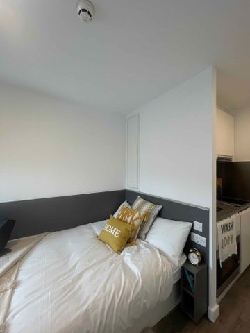 Bronze Studio Mid Level - Photo 3