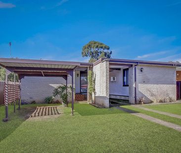 15 Offenbach Ave, Emerton NSW 2770 - House For Rent | Domain - Photo 6