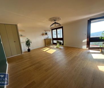 Location Appartement 3 pièces 61m² EPERNAY 51200 - Photo 1