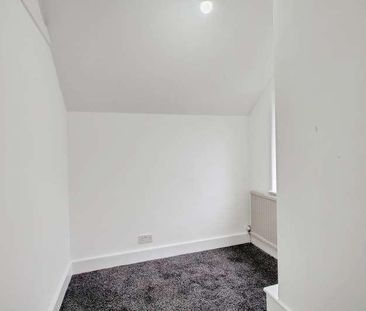 Chestnut Avenue, Slough, SL3 - Photo 1